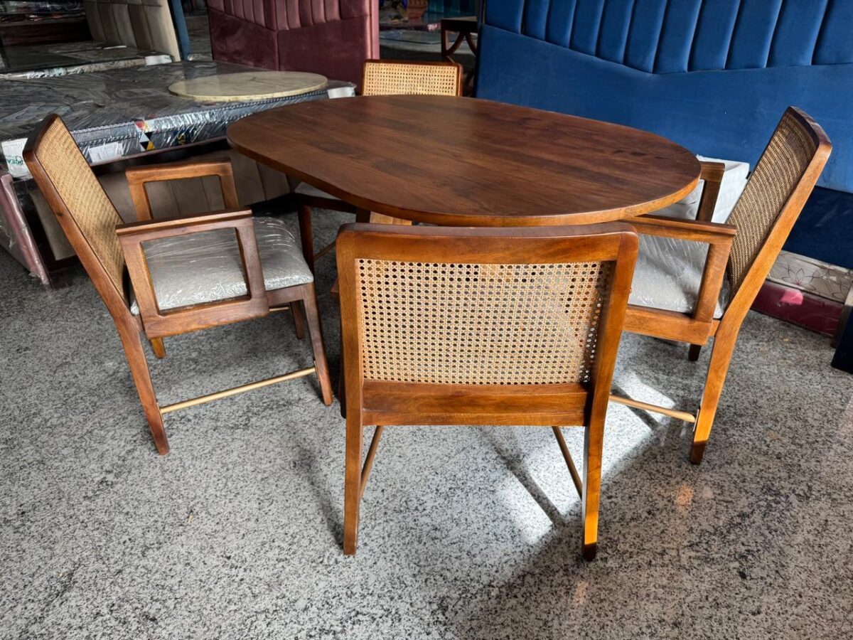 Mid-Century Modern Wooden Dining Table Set (6-Piece)